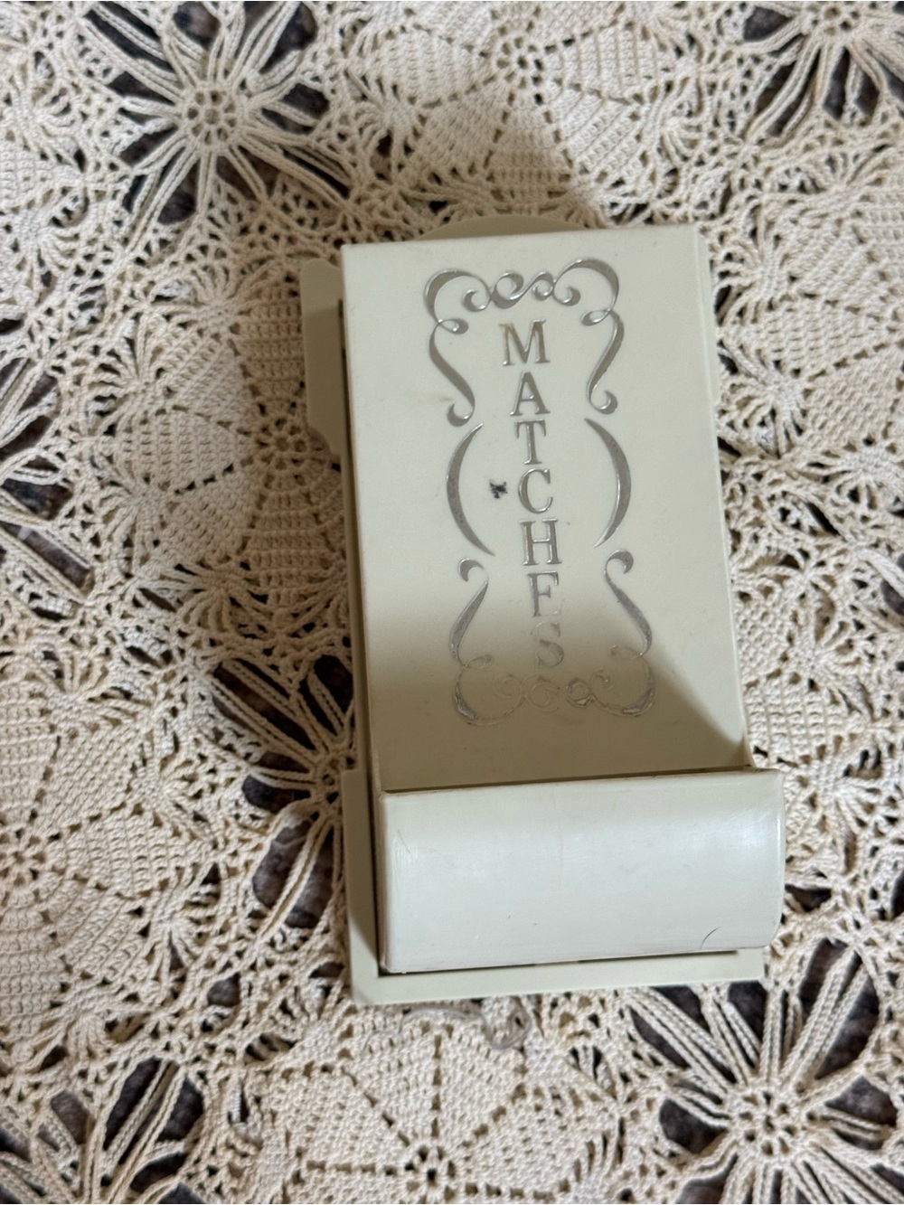 Vintage Cream Match Dispenser with Silver Script